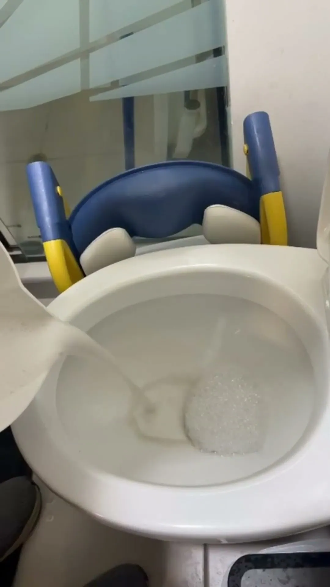 Lavado y desinfección a vapor de un colchón a domicilio